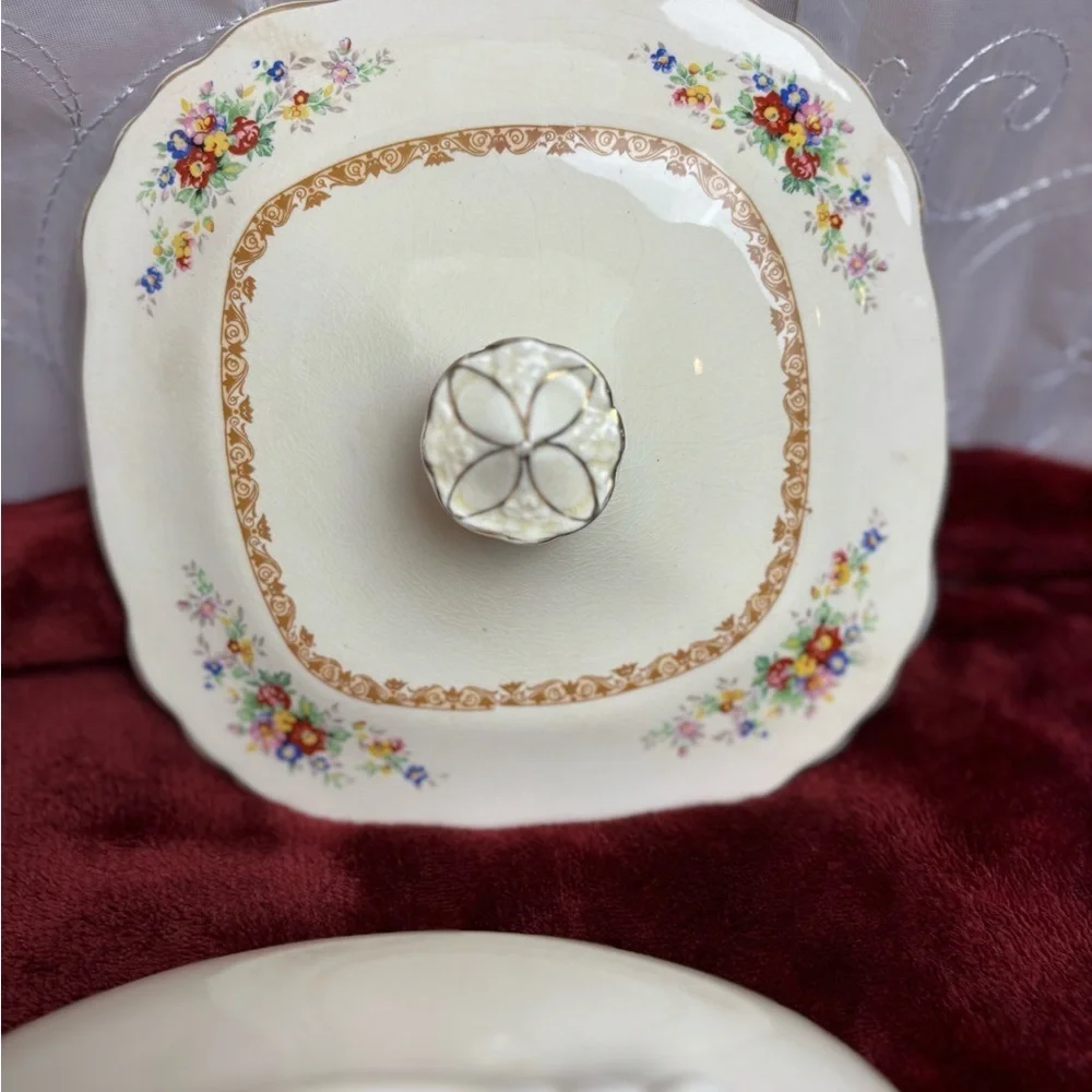 Vintage Wedgewood “Shirley” Covered Serving Dish